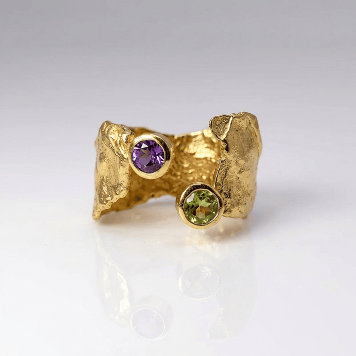 RUSTIC GOLD AMETHYST & PERIDOT RING - (ADJUSTABLE)